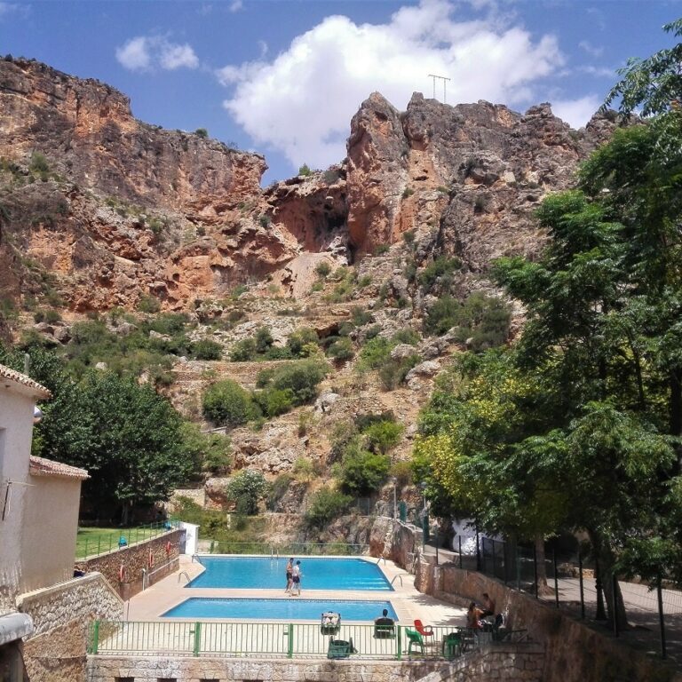 Alojamiento rural con piscina gratis entorno 02 1024x768 1