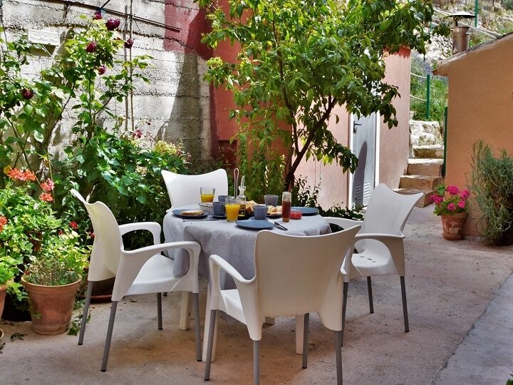 Apartamento rural Miralmundo terraza patio 2